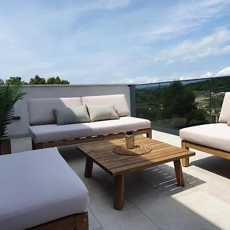 Villa Thalia Tisno